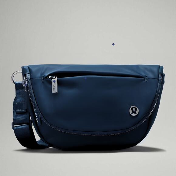 Lululemon All Night Festival Crossbody Micro Bag 2L - True Navy Blue - Picture 1 of 7